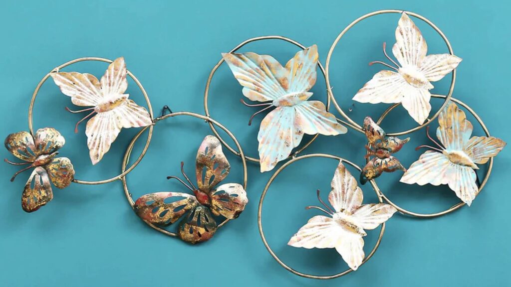 Queen Butterfly Decorated Metal Wall Decor