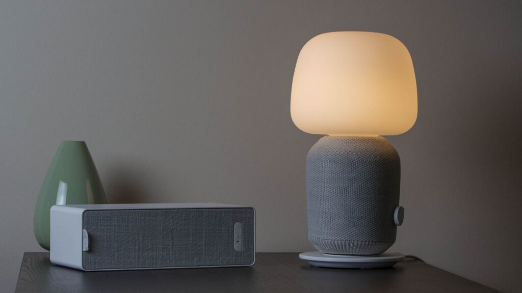 Bluetooth Speakers With In-Built Lamps