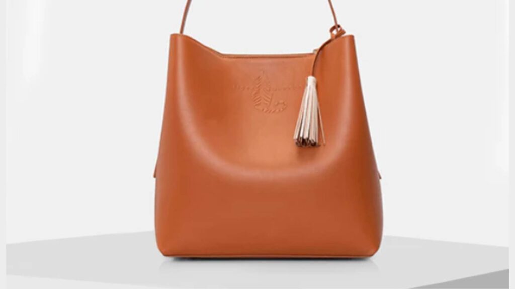  A Nice Leather Handbag For Womens Day Gift