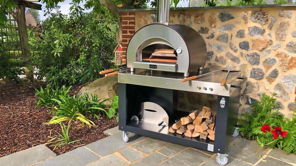 Outdoor Pizza Oven