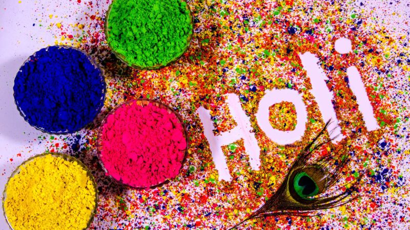 10 Unique And Creative Holi Gift Ideas To Impress Your Loved Ones