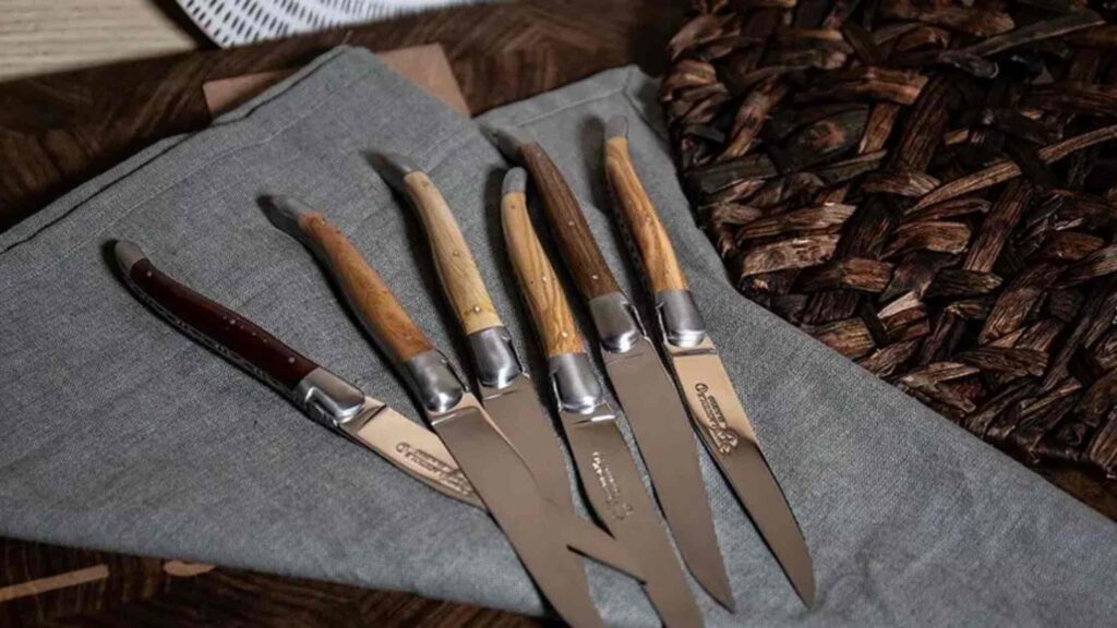 Steak Knife Set Is The Best Grilling Gifts