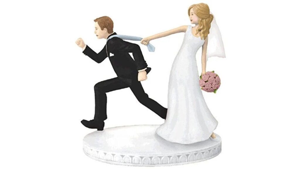 Bride And Groom Figurine