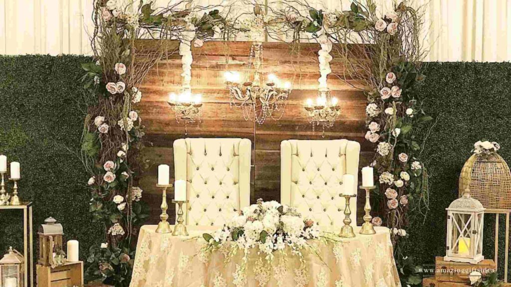 Vintage Glamour Wedding Flower Decoration